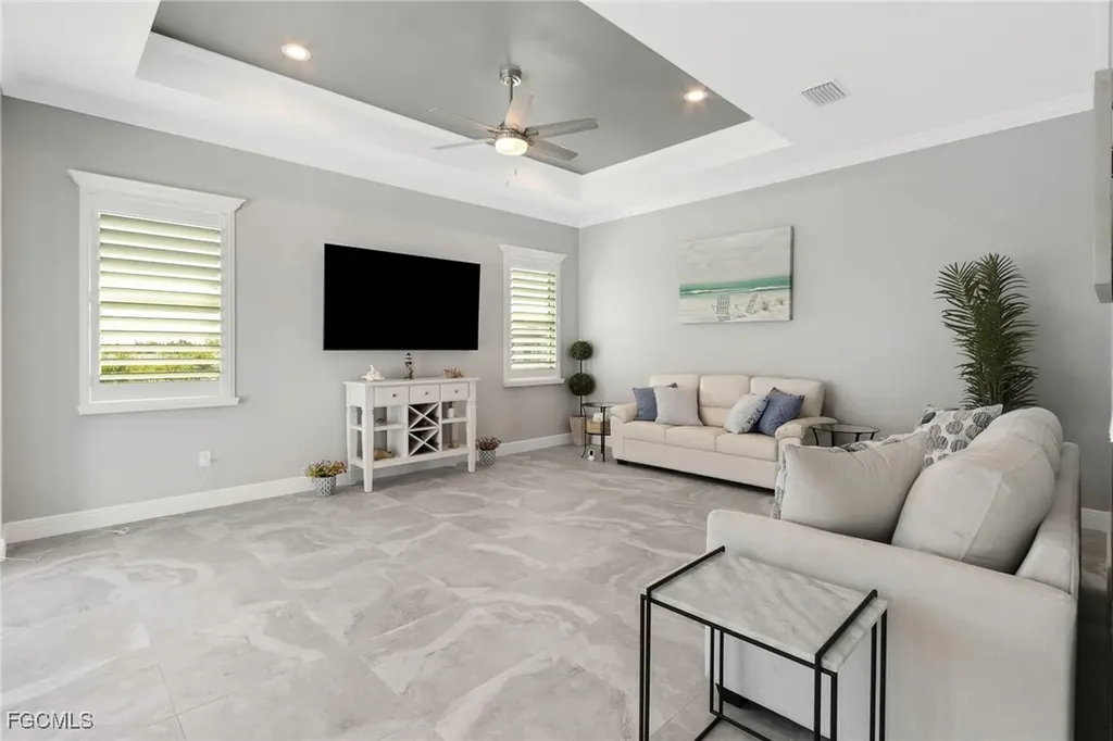 1225 NW 33rd Avenue Cape Coral FL 33993
