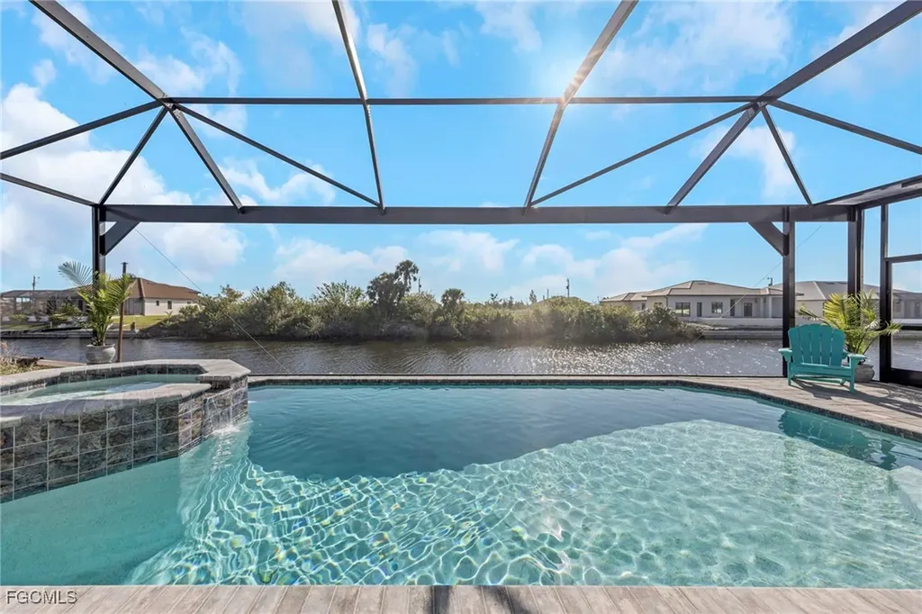 1225 NW 33rd Avenue Cape Coral FL 33993