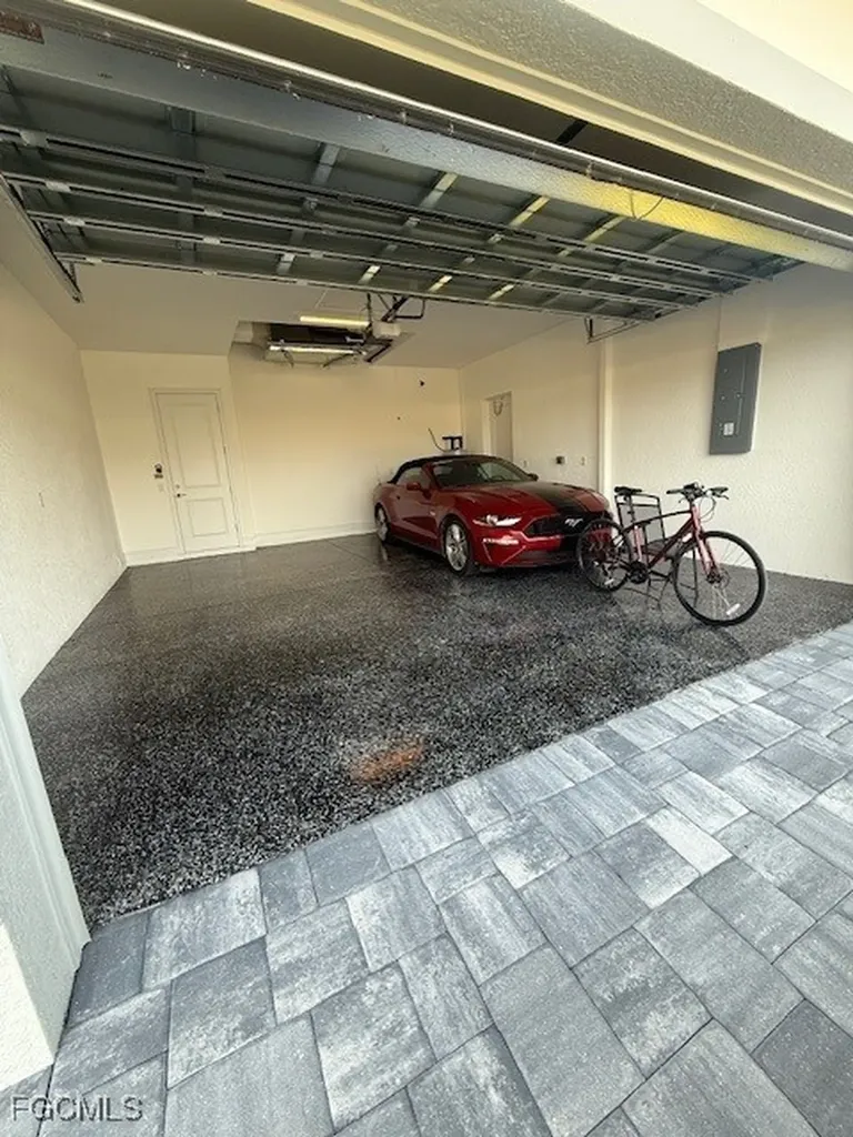 1225 NW 33rd Avenue Cape Coral FL 33993