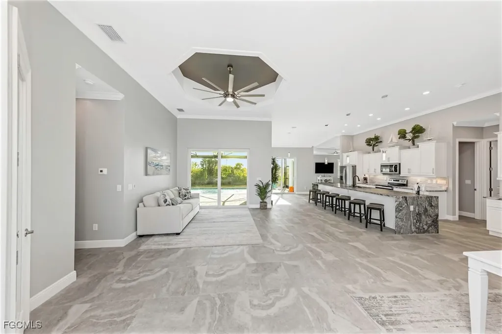 1225 NW 33rd Avenue Cape Coral FL 33993