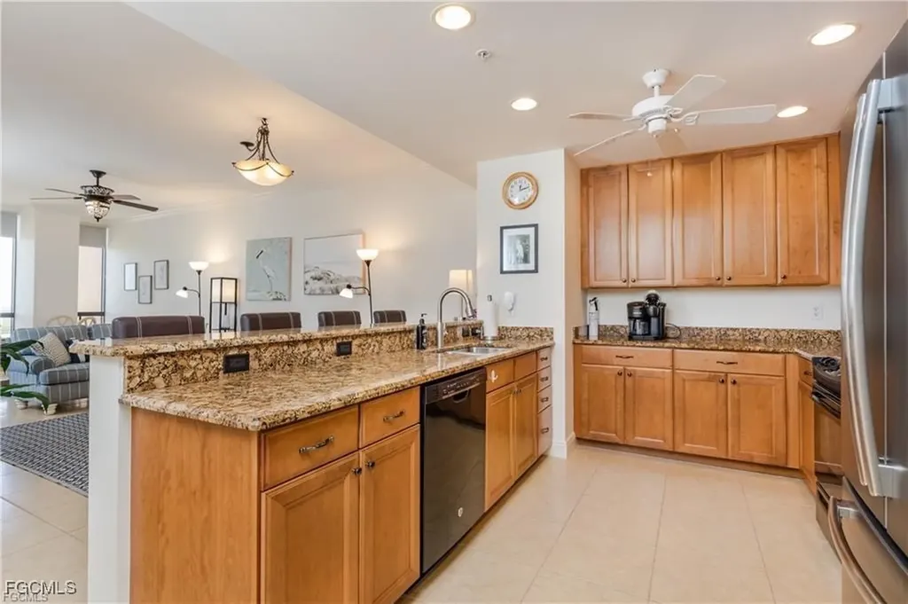 5781 Cape Harbour Drive Cape Coral FL 33914
