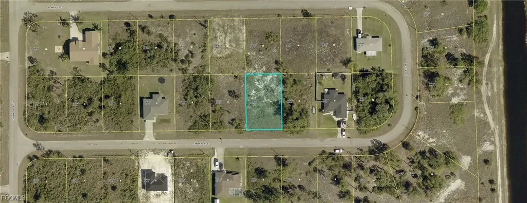647 Central Street E Lehigh Acres FL 33974