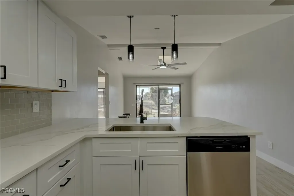 804 Mohawk Parkway Cape Coral FL 33914