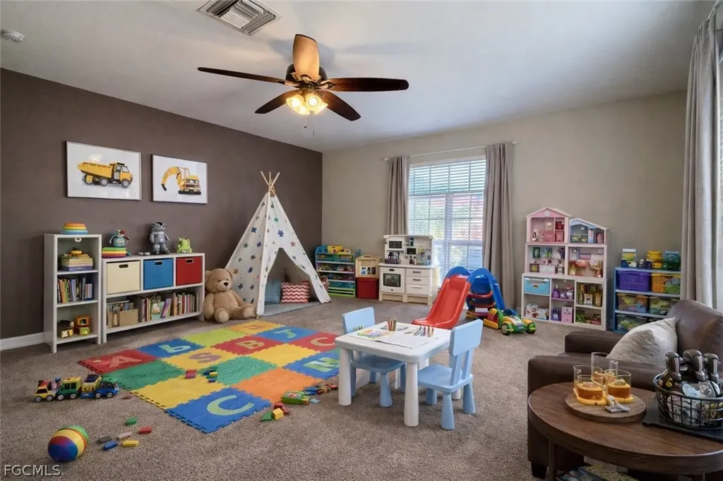 13071 Sandy Key Bend North Fort Myers FL 33903