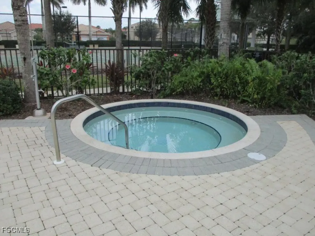 13071 Sandy Key Bend North Fort Myers FL 33903