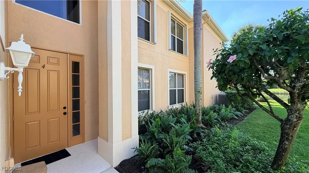13071 Sandy Key Bend North Fort Myers FL 33903