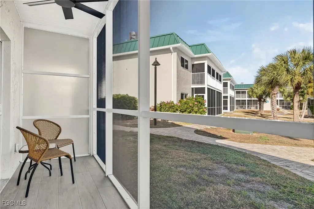 827 E Gulf Drive Sanibel FL 33957