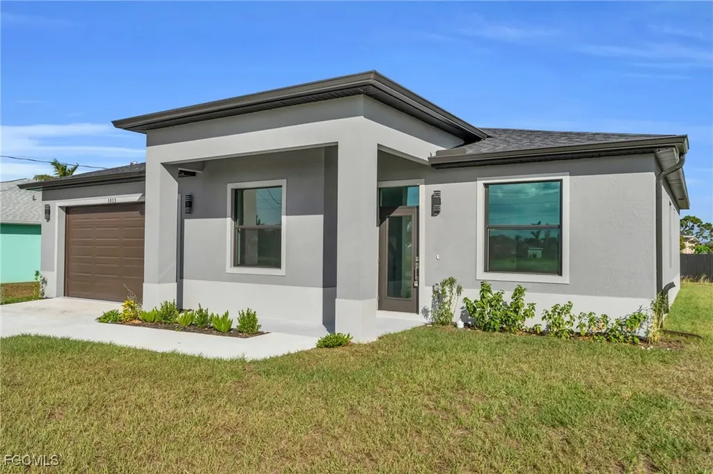 1013 El Dorado Boulevard N Cape Coral FL 33993