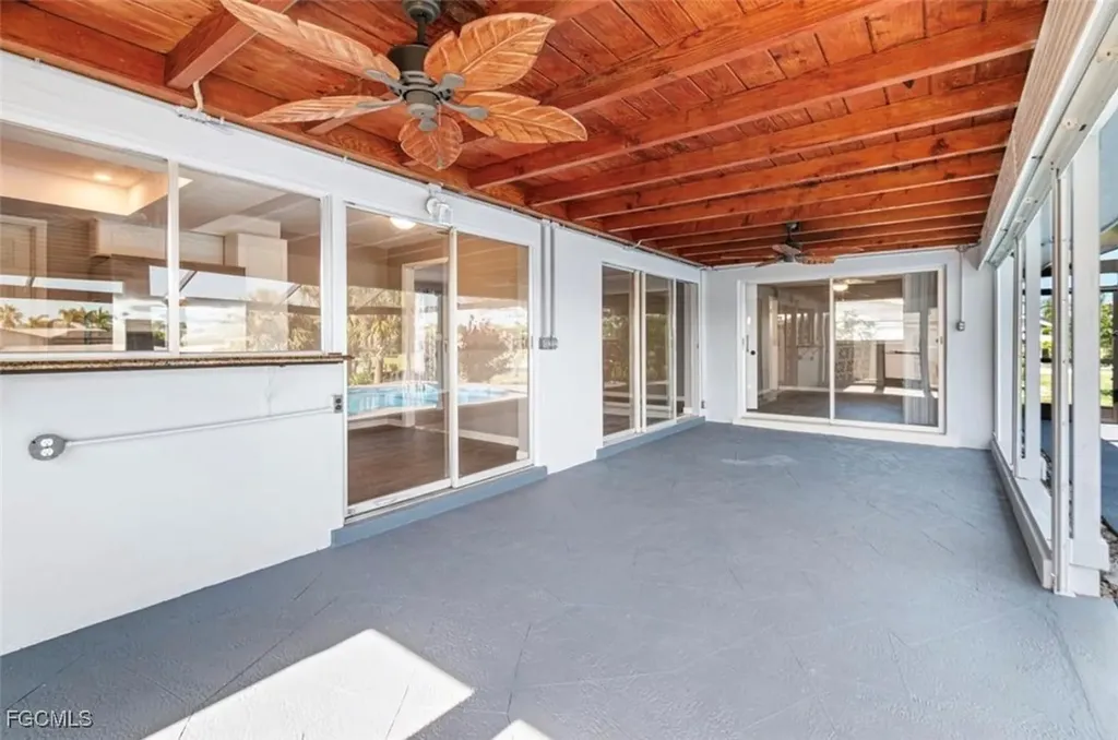 1220 SE 32nd Street Cape Coral FL 33904