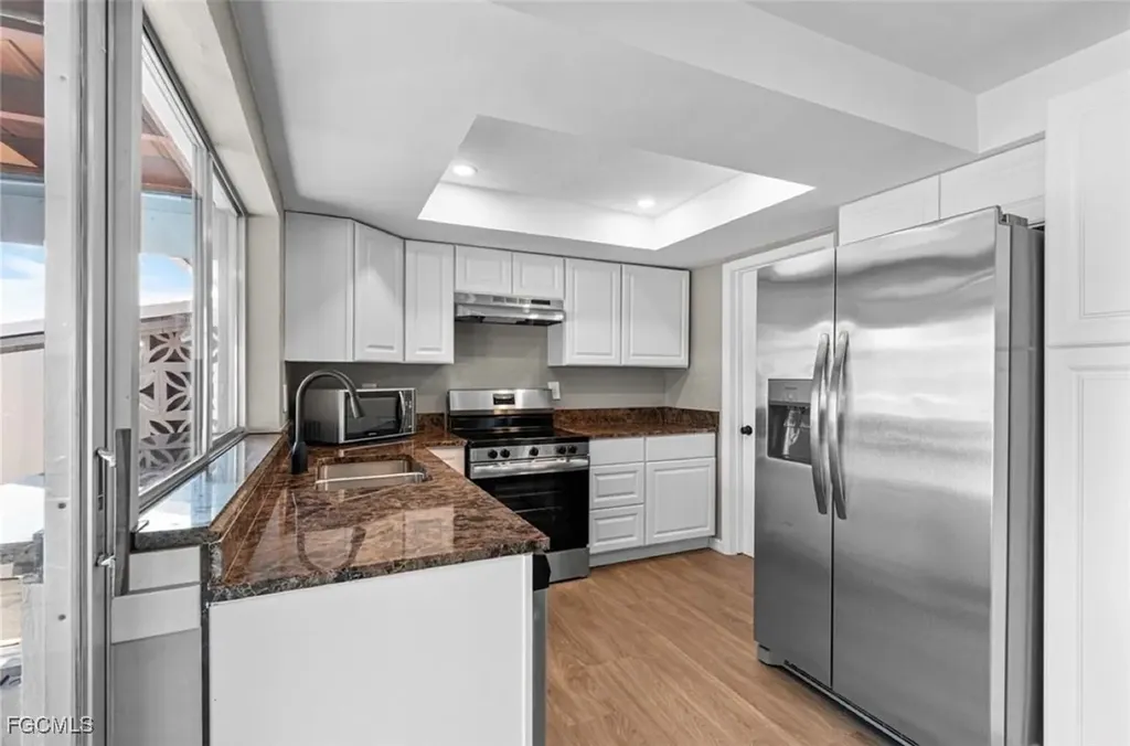 1220 SE 32nd Street Cape Coral FL 33904