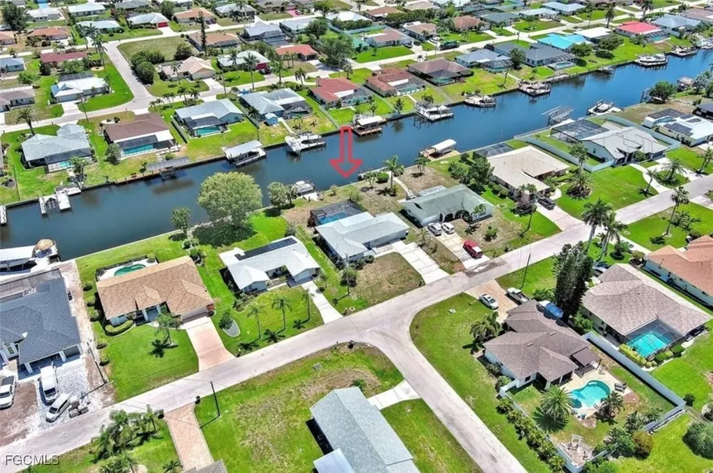 1220 SE 32nd Street Cape Coral FL 33904