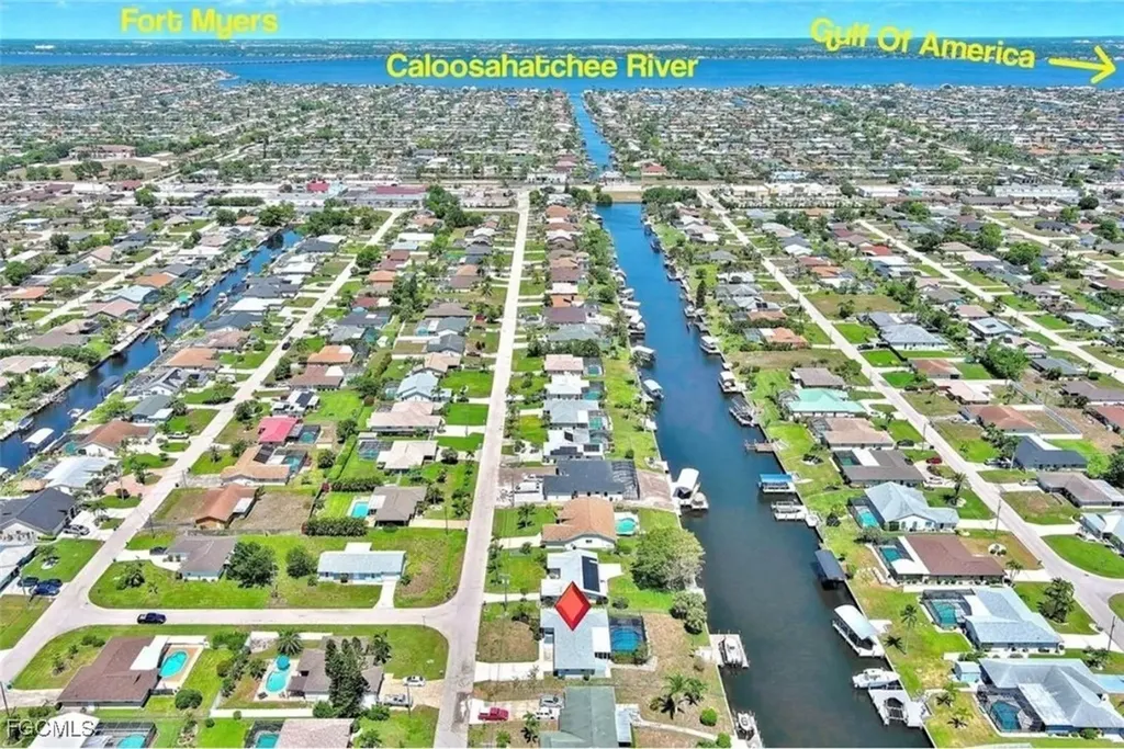 1220 SE 32nd Street Cape Coral FL 33904
