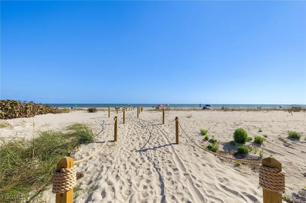 2230 Camino Del Mar Drive Sanibel FL 33957