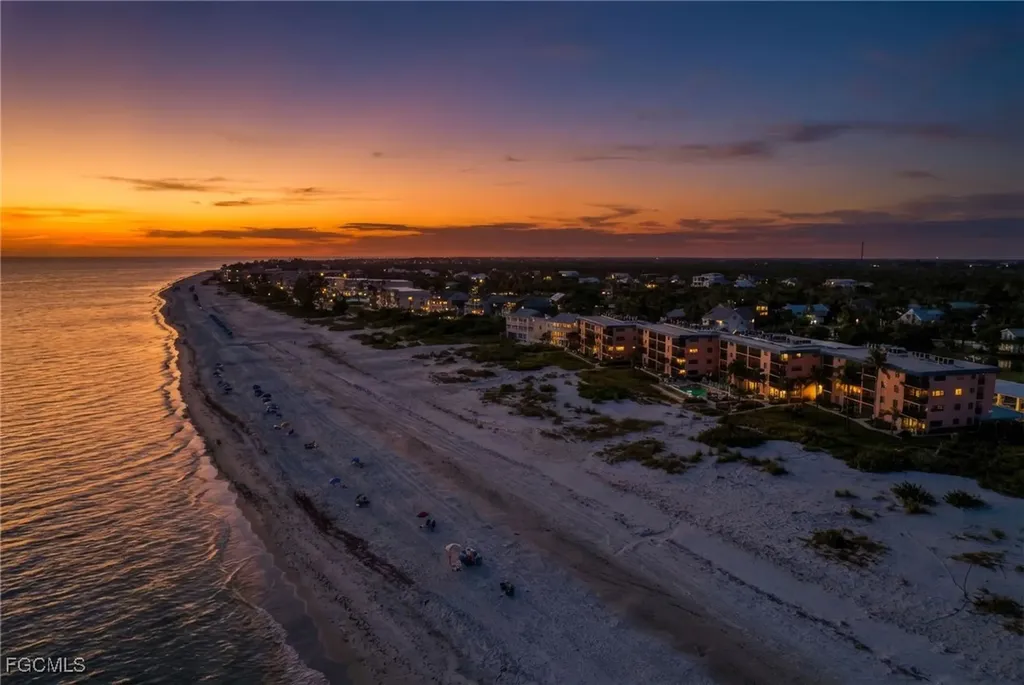 2230 Camino Del Mar Drive Sanibel FL 33957