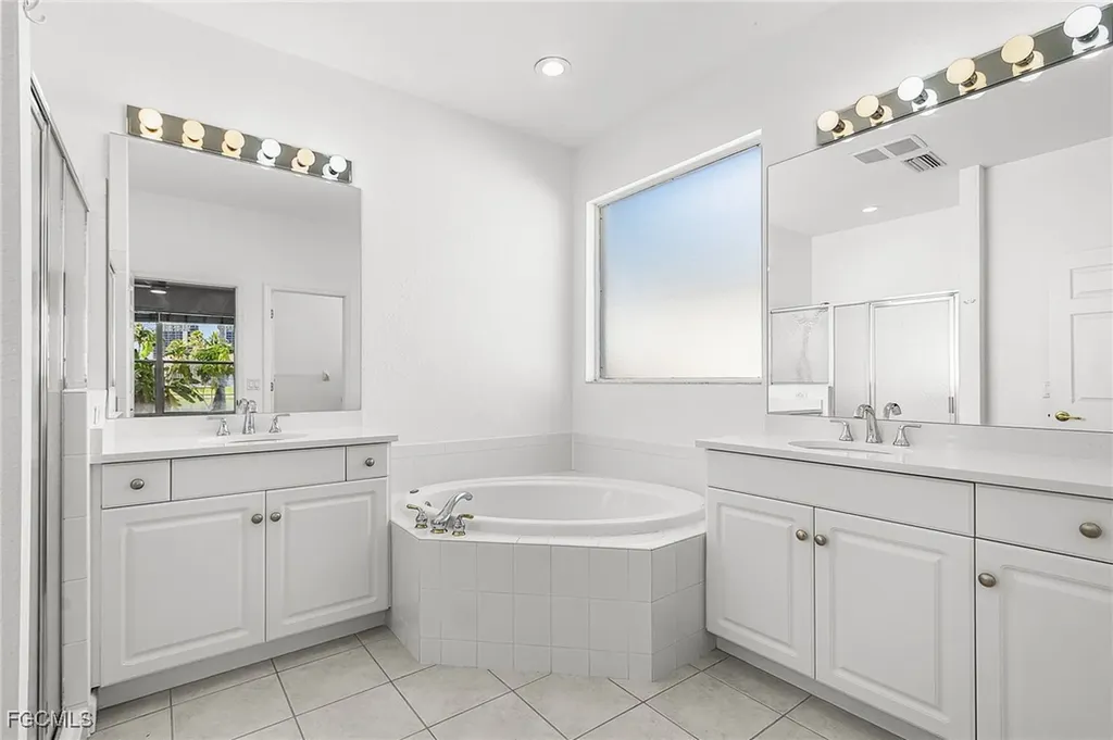 14021 Image Lake Court Fort Myers FL 33907