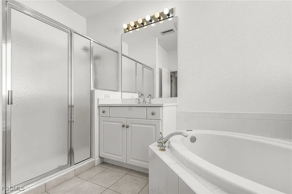 14021 Image Lake Court Fort Myers FL 33907