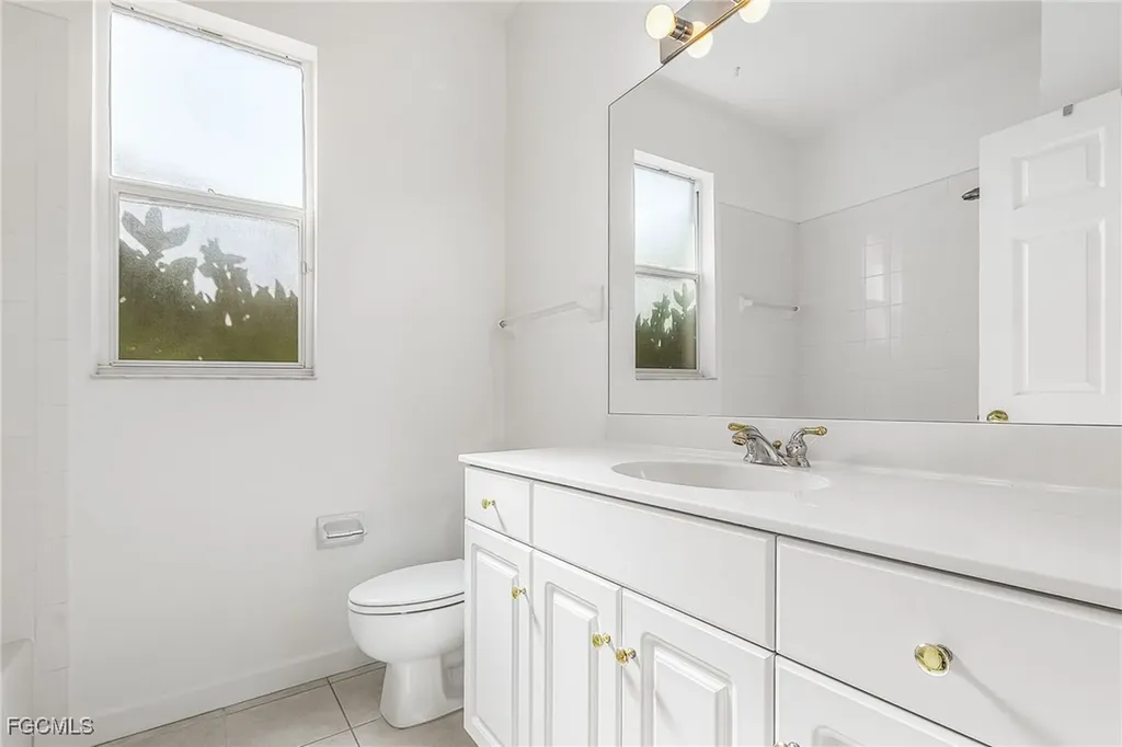 14021 Image Lake Court Fort Myers FL 33907