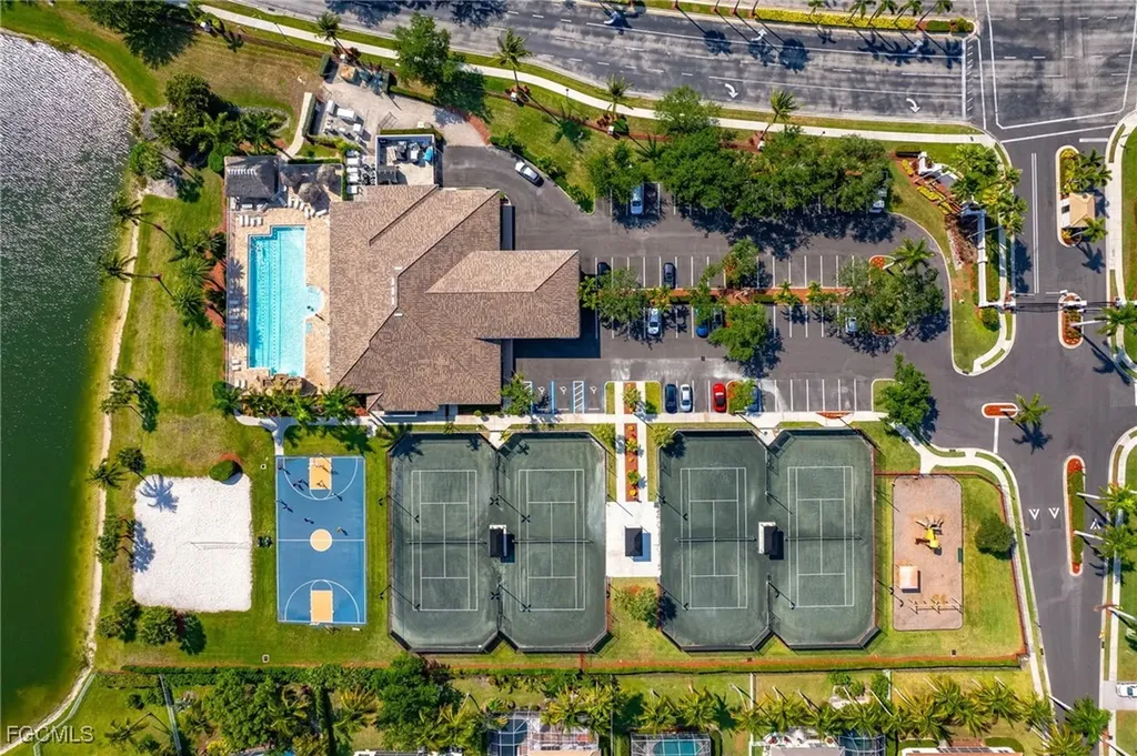 14021 Image Lake Court Fort Myers FL 33907