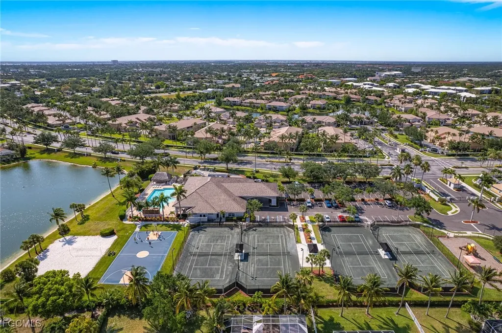 14021 Image Lake Court Fort Myers FL 33907