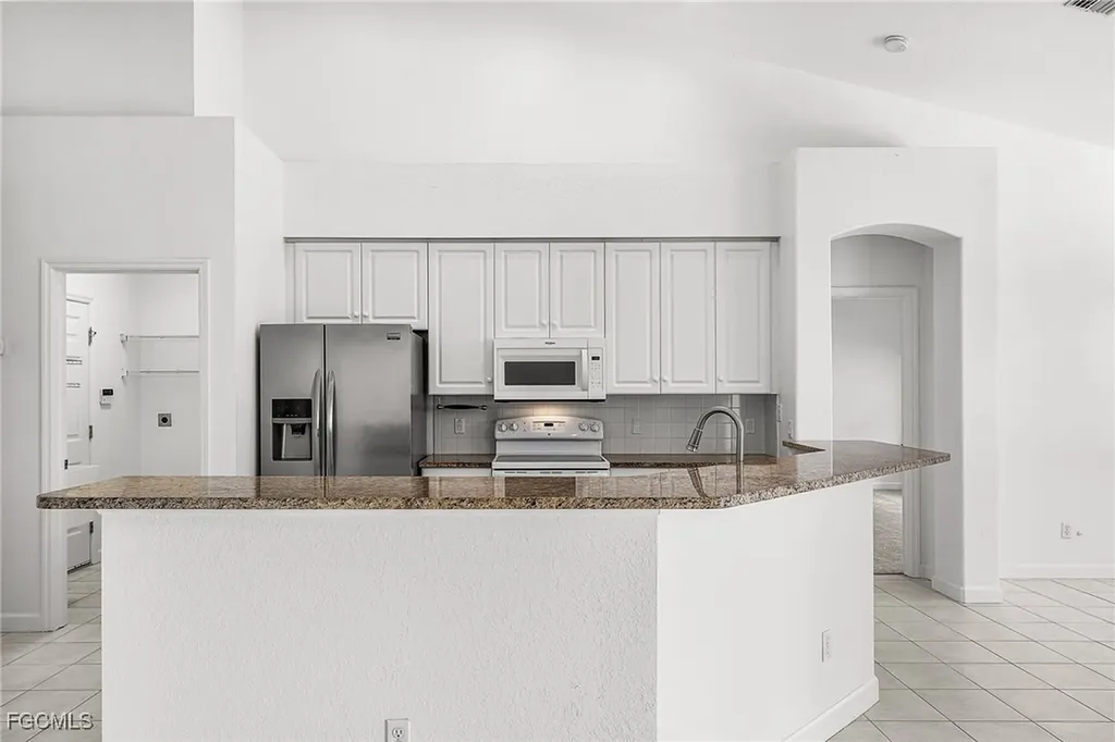 14021 Image Lake Court Fort Myers FL 33907