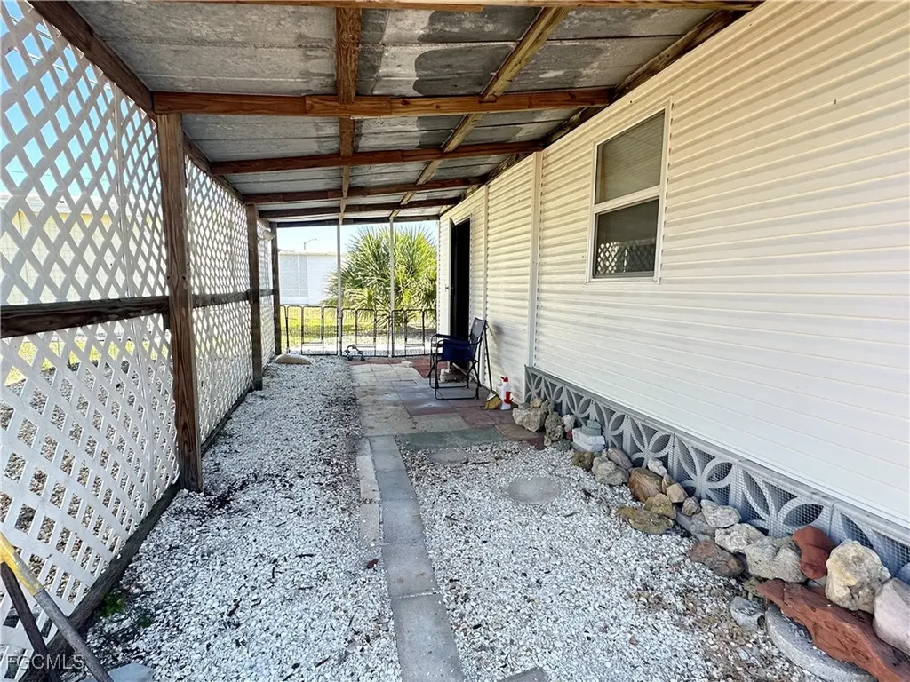 167 Chisholm Trail North Fort Myers FL 33917