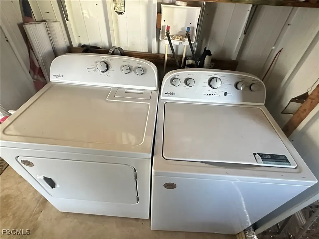 167 Chisholm Trail North Fort Myers FL 33917