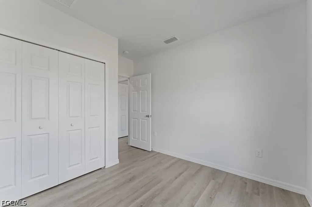 15 Hampton Avenue Lehigh Acres FL 33936