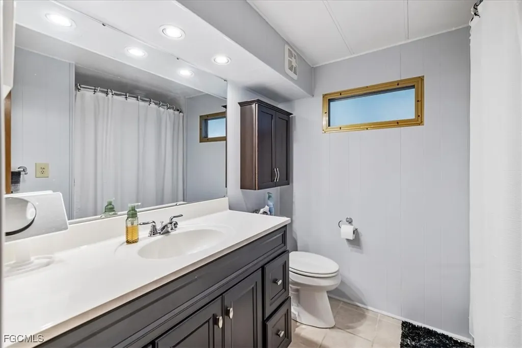 3169 Saturn Circle North Fort Myers FL 33903