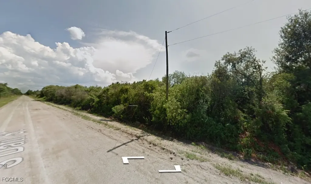 210 S Datil Street Clewiston FL 33440