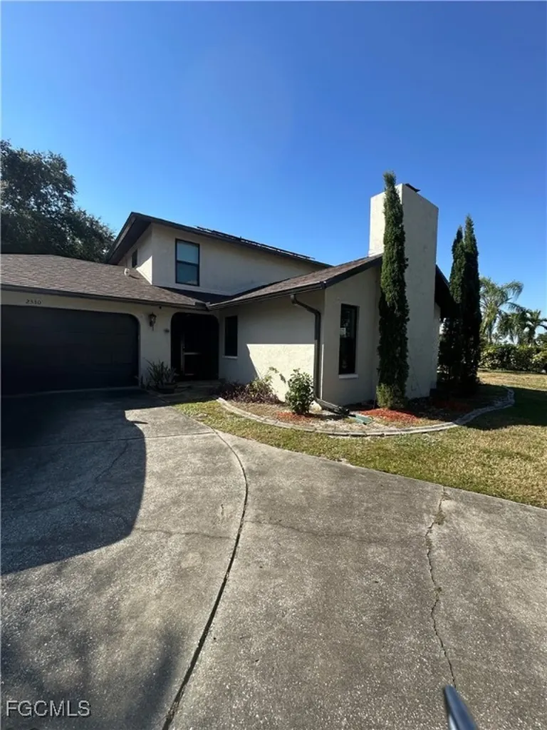2330 SE 8th Terrace Cape Coral FL 33990