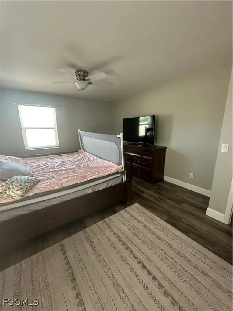 2330 SE 8th Terrace Cape Coral FL 33990