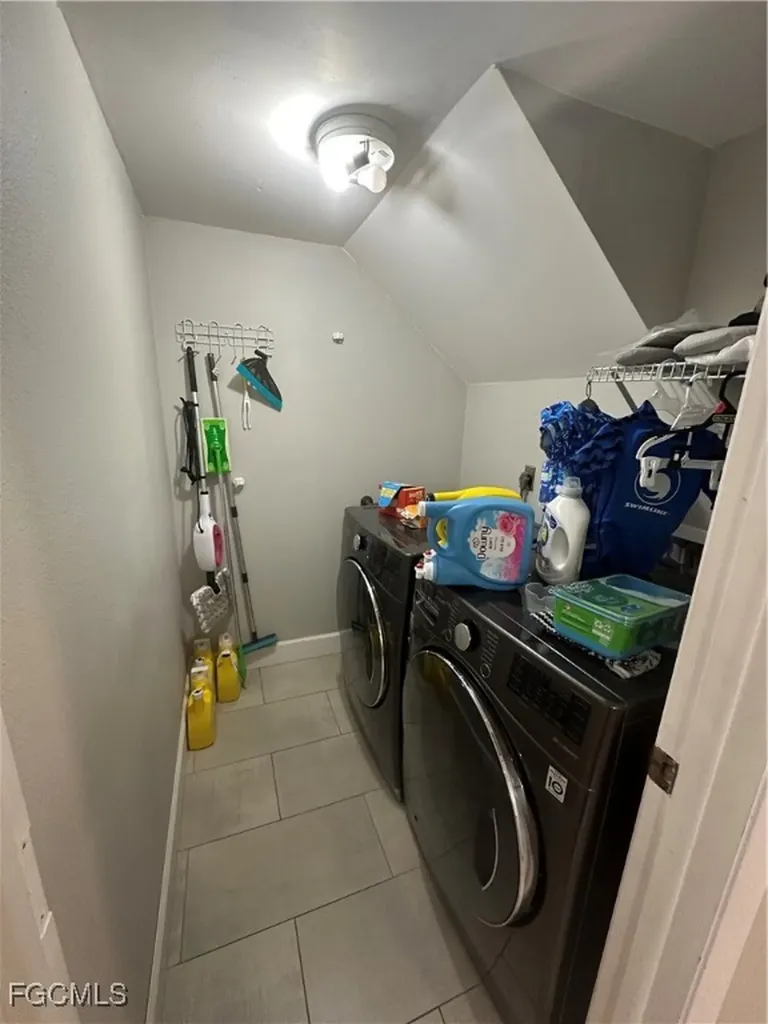 2330 SE 8th Terrace Cape Coral FL 33990