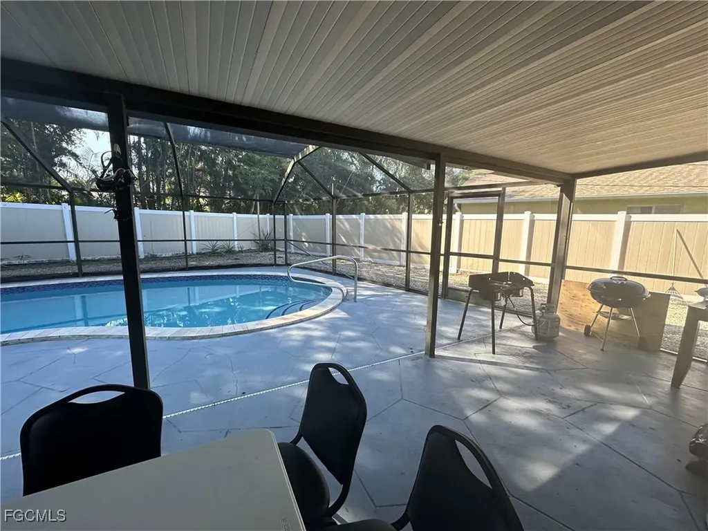 2330 SE 8th Terrace Cape Coral FL 33990