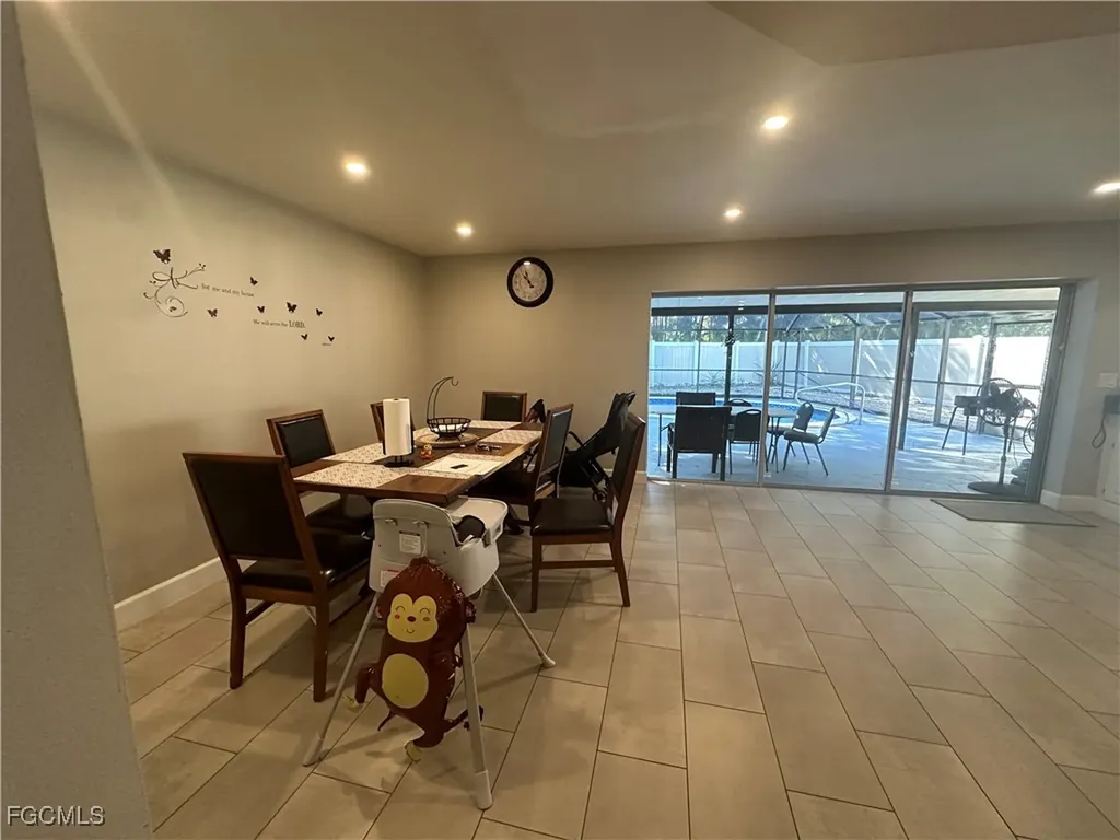2330 SE 8th Terrace Cape Coral FL 33990