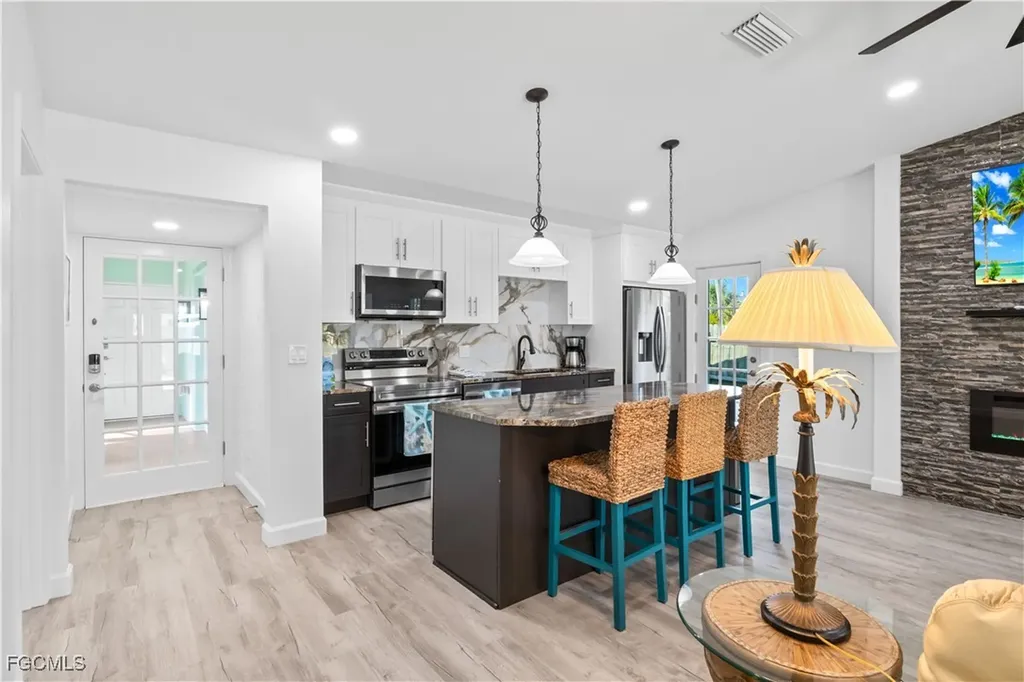 534 Piedmont Road Sanibel FL 33957