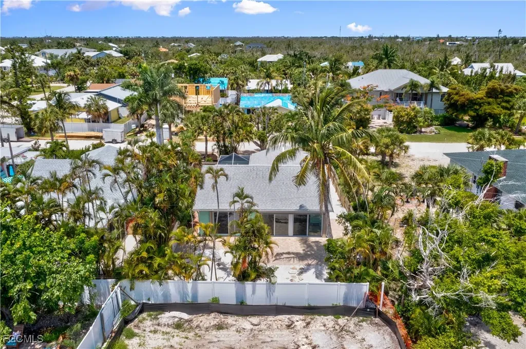 534 Piedmont Road Sanibel FL 33957