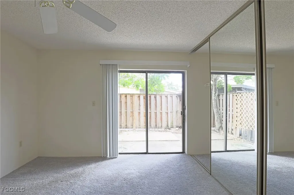 5274 Cedarbend Drive Fort Myers FL 33919