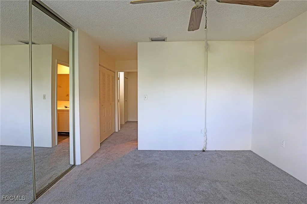 5274 Cedarbend Drive Fort Myers FL 33919