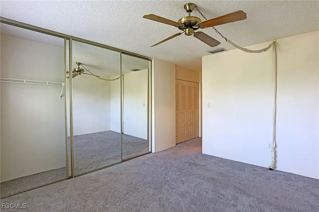 5274 Cedarbend Drive Fort Myers FL 33919