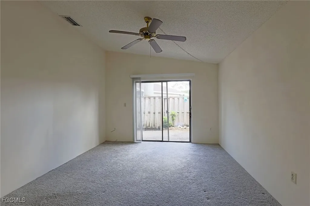 5274 Cedarbend Drive Fort Myers FL 33919