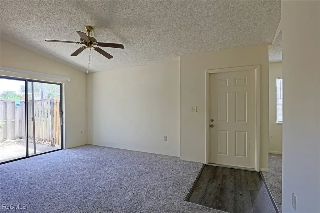 5274 Cedarbend Drive Fort Myers FL 33919