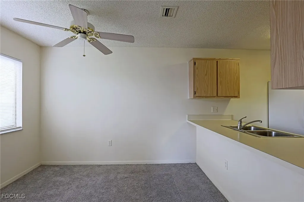 5274 Cedarbend Drive Fort Myers FL 33919