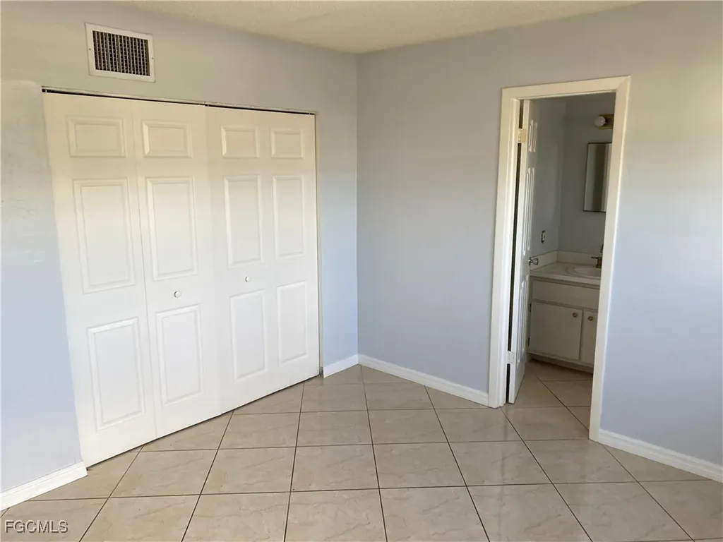 4923 Vincennes Court Cape Coral FL 33904