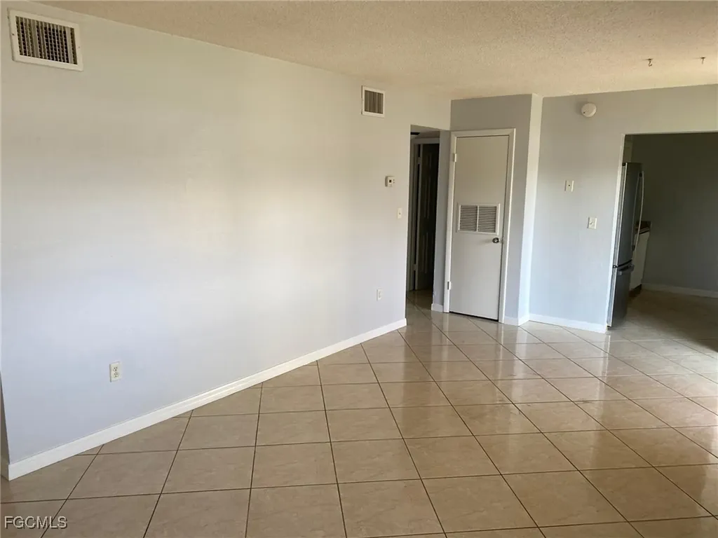 4923 Vincennes Court Cape Coral FL 33904