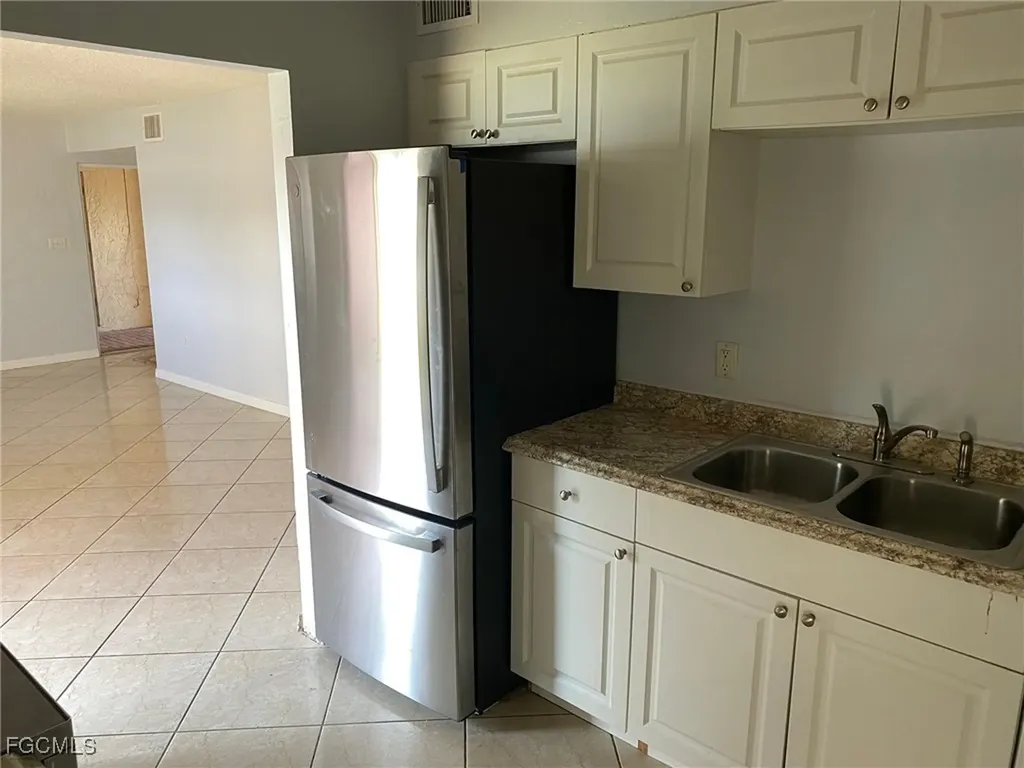 4923 Vincennes Court Cape Coral FL 33904