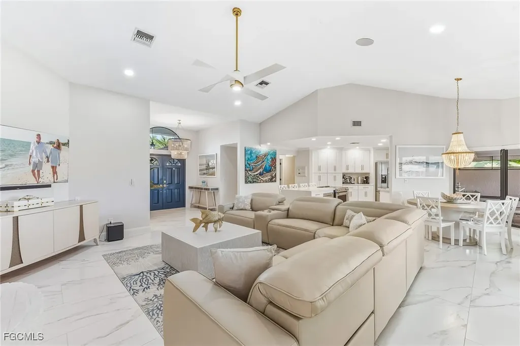 2318 SE 27th Street Cape Coral FL 33904