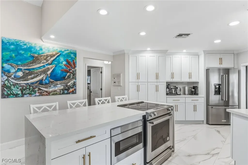 2318 SE 27th Street Cape Coral FL 33904