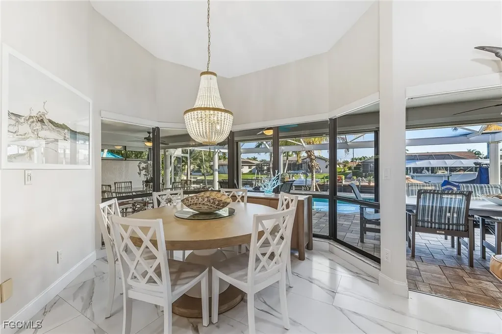 2318 SE 27th Street Cape Coral FL 33904