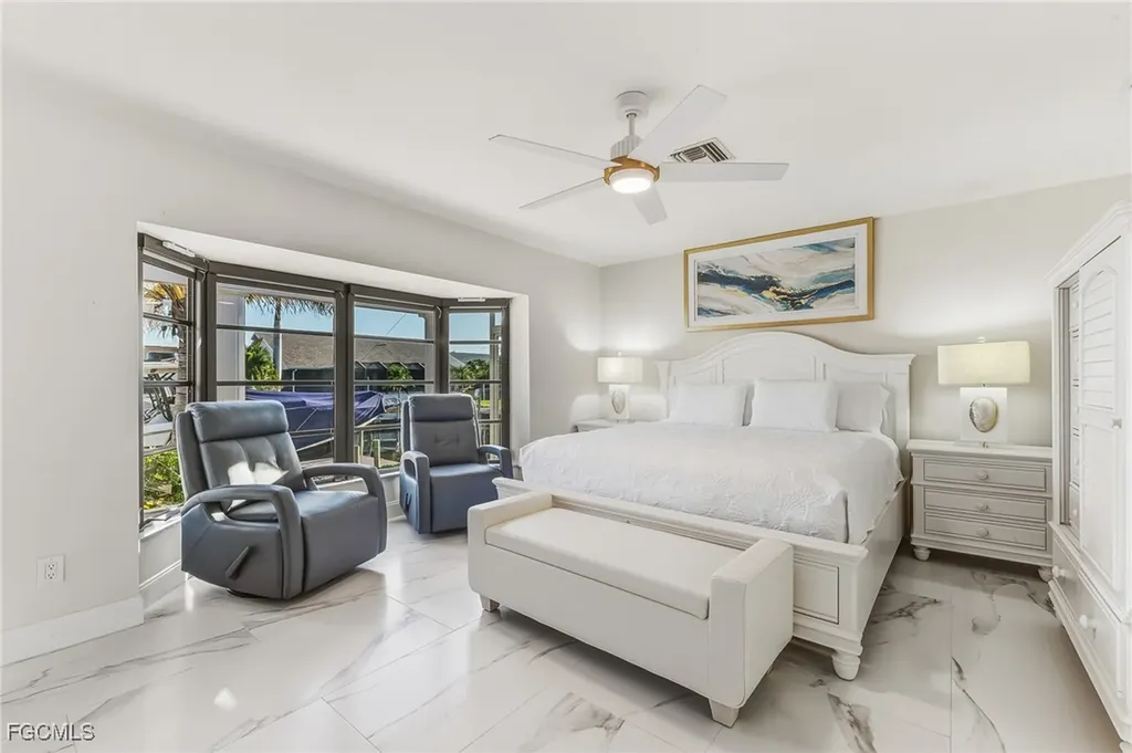 2318 SE 27th Street Cape Coral FL 33904