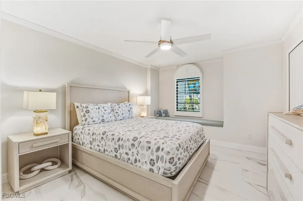 2318 SE 27th Street Cape Coral FL 33904